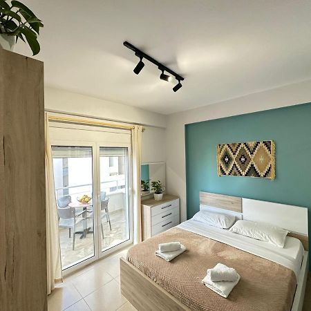 Trea Accomodations - On Private Beach With Sunbed & Umbrella Vlore Exterior photo